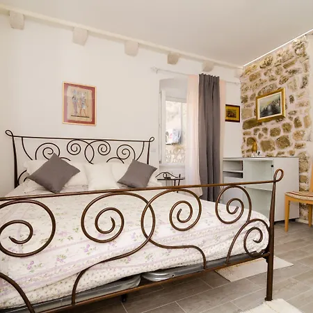 ゲストハウス Booba 3*