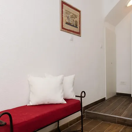 Booba Guest house 3*