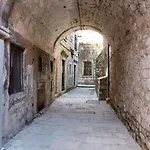 Booba 3* Ragusa
